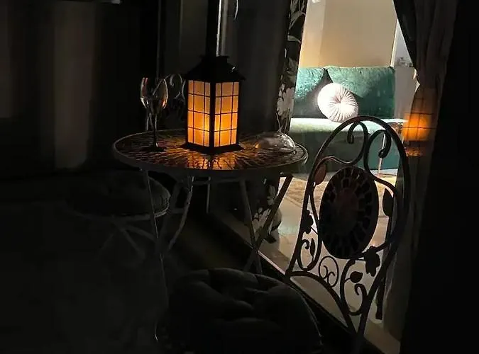 Peacock Apartment Navodari