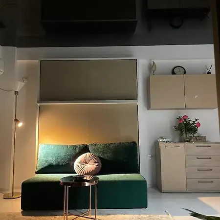 Apartamento Peacock Năvodari